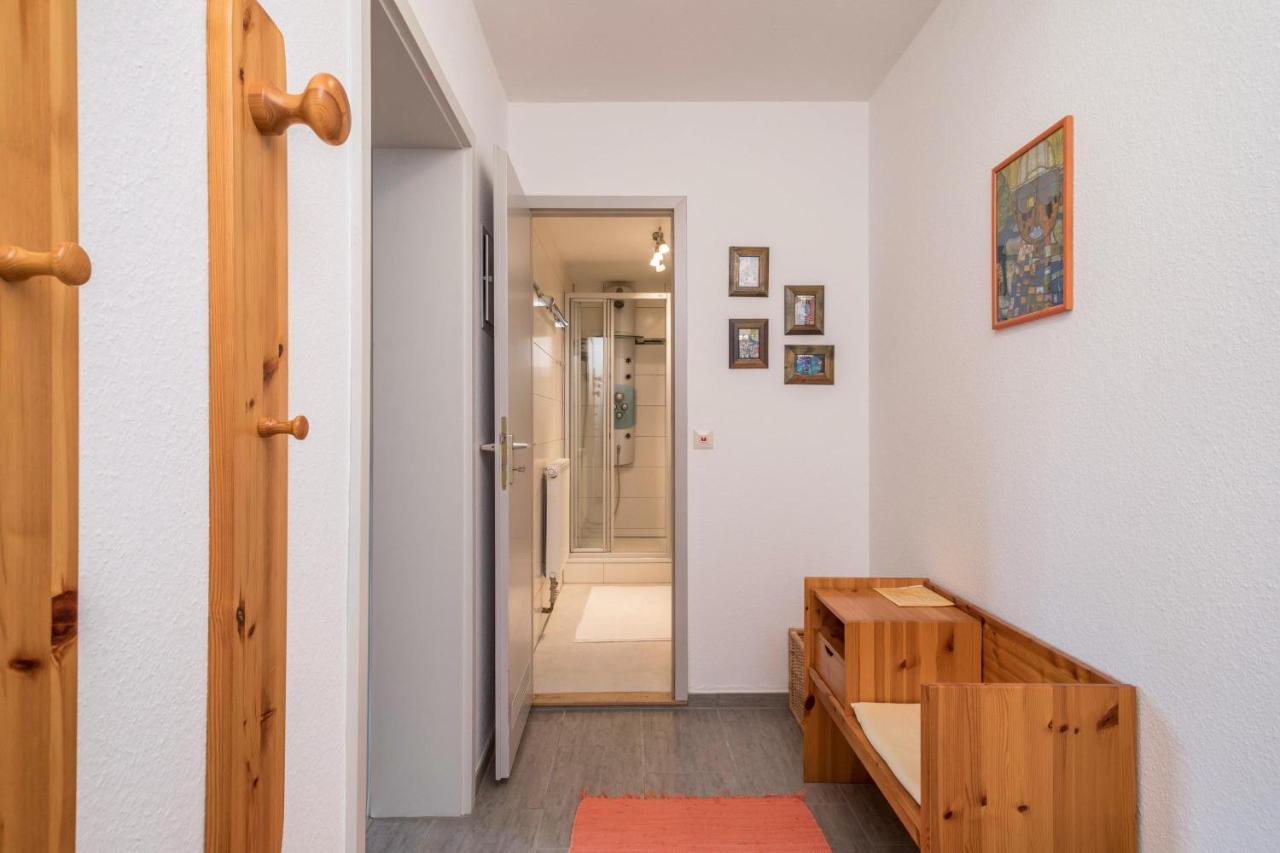 Ferienwohnung Am Schloss Heiligenborn Exteriör bild