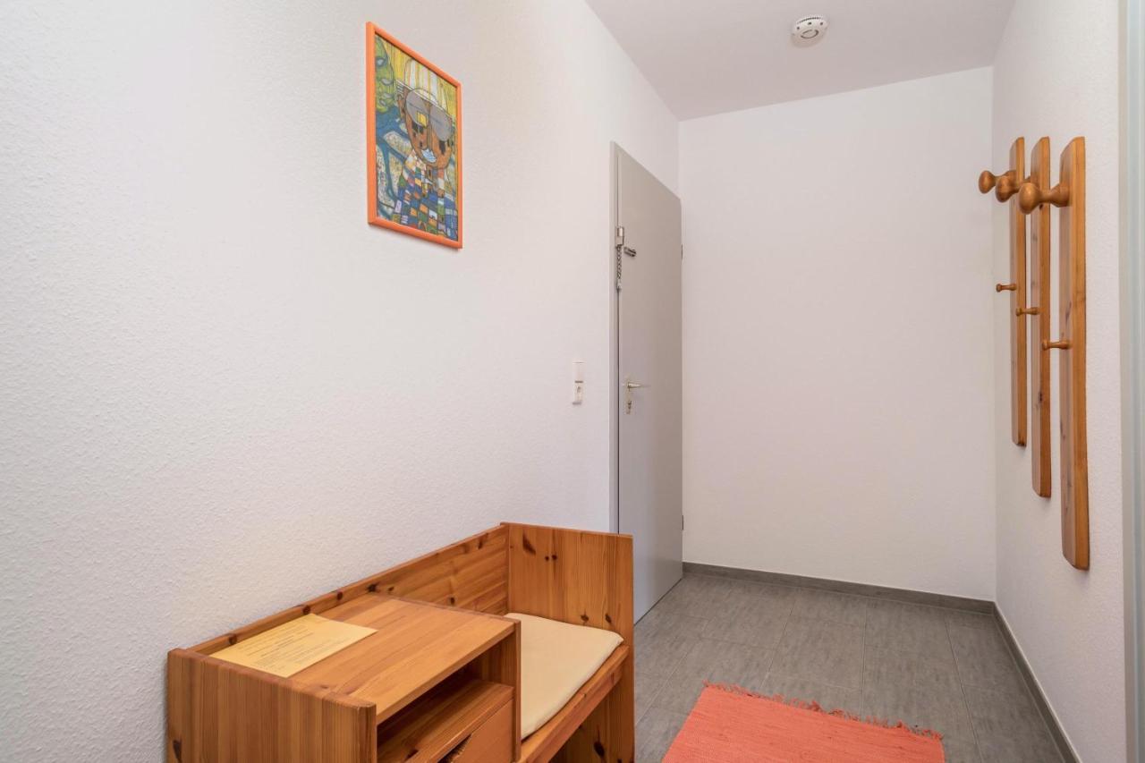 Ferienwohnung Am Schloss Heiligenborn Exteriör bild